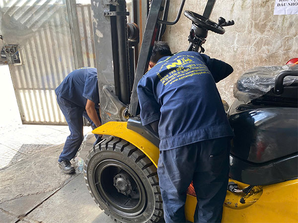 Bảo dưỡng xe nâng Hangcha