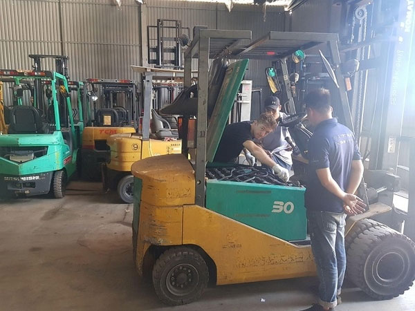 sửa xe nâng Mitsubishi