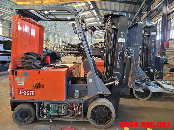 sửa xe nâng toyota