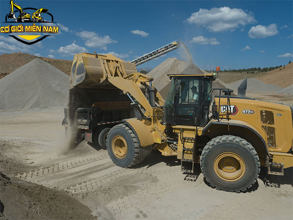 sửa xe xúc lật tại Lâm Đồng tận nơi