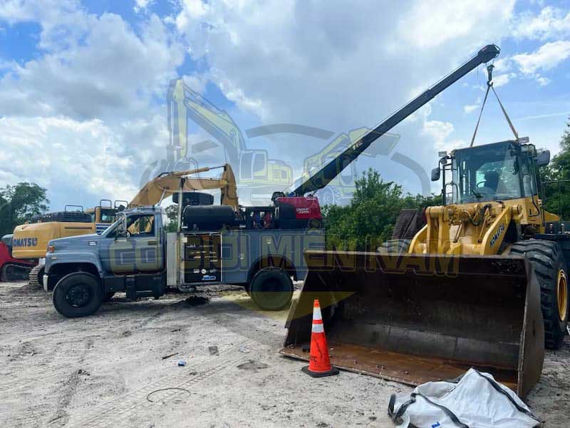 dich-vu-sua-chua-xe-cau-komatsu-3